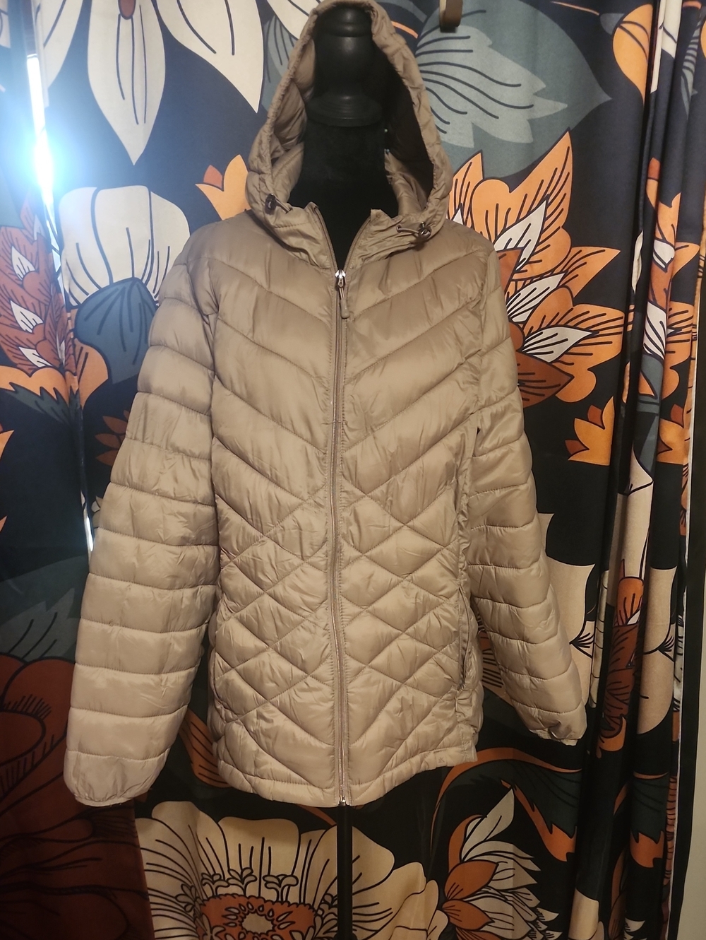 ZeroXposur Women's Hooded Quilted Puffer Jacket - Light Taupe